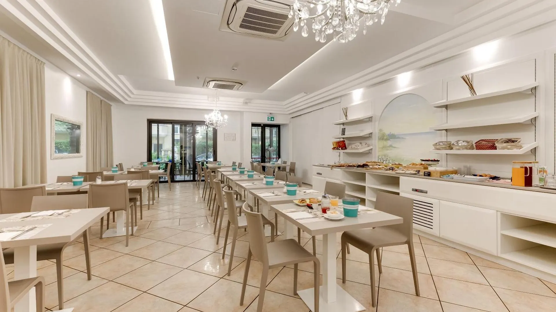 Hotel La Nidiola Riccione 2*,  Italie
