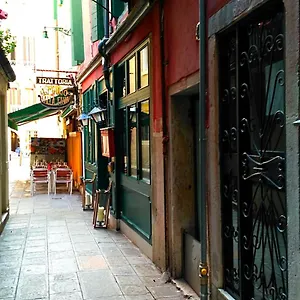 Hotel San Salvador Basic & Local 2 Stars Venise
